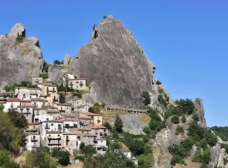 Apartment Mirutt Relax By Keyhole Selection Castelmezzano